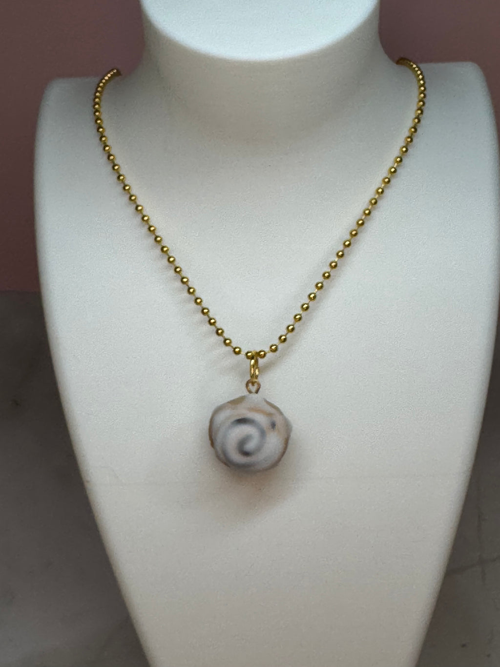 Cinnamon Roll Necklace in Gold- Cinnamon Roll Scent